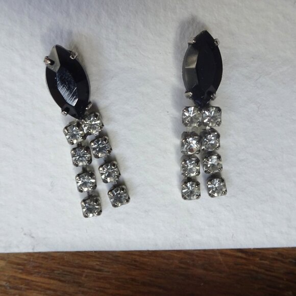 Lot of Vintage Earrings - Picture 9 of 12